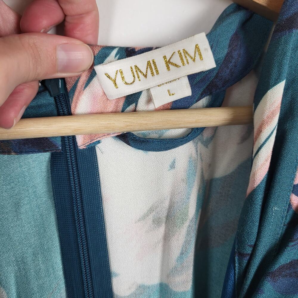 SOLD Yumi Kim Kimono Sleeve Floral Maxi Button Front Dress in Blushing Daisy | L - Picture 4 of 6
